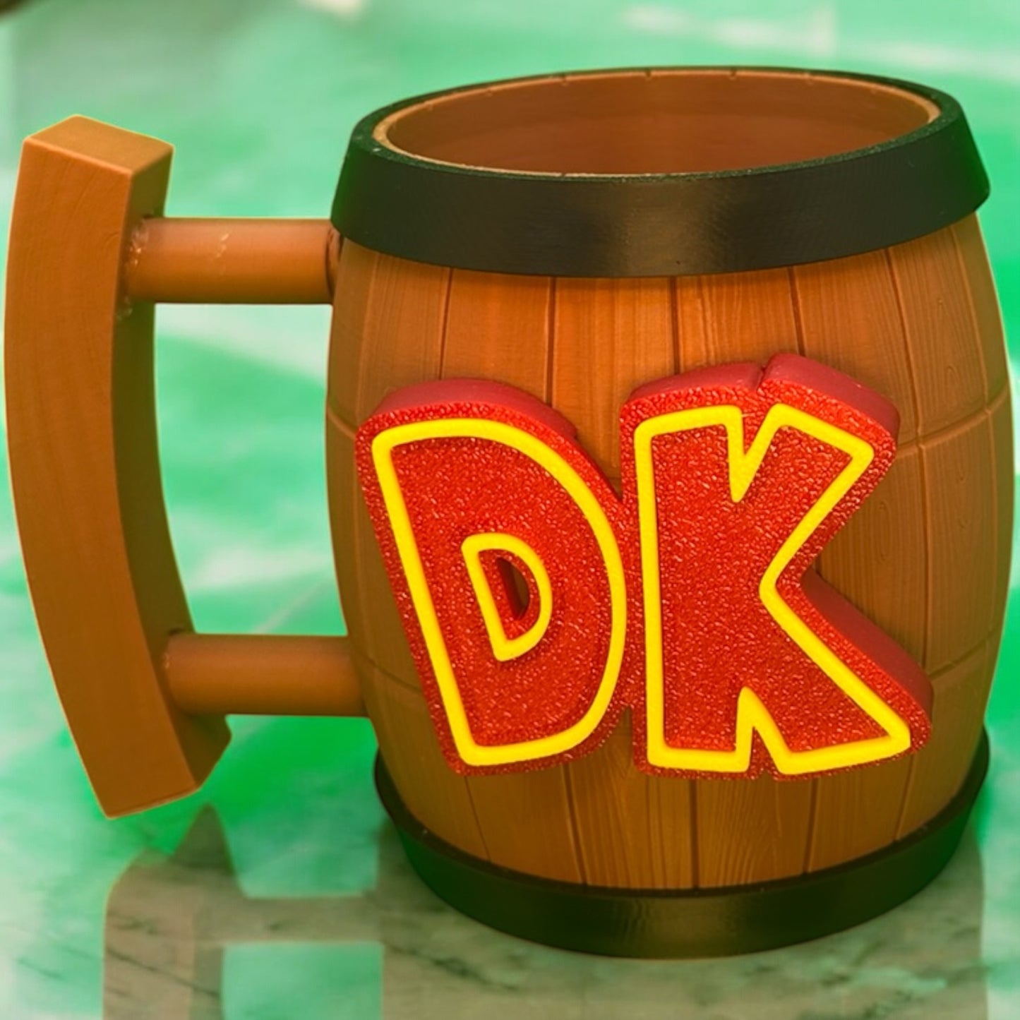 “DK” can holder Cup